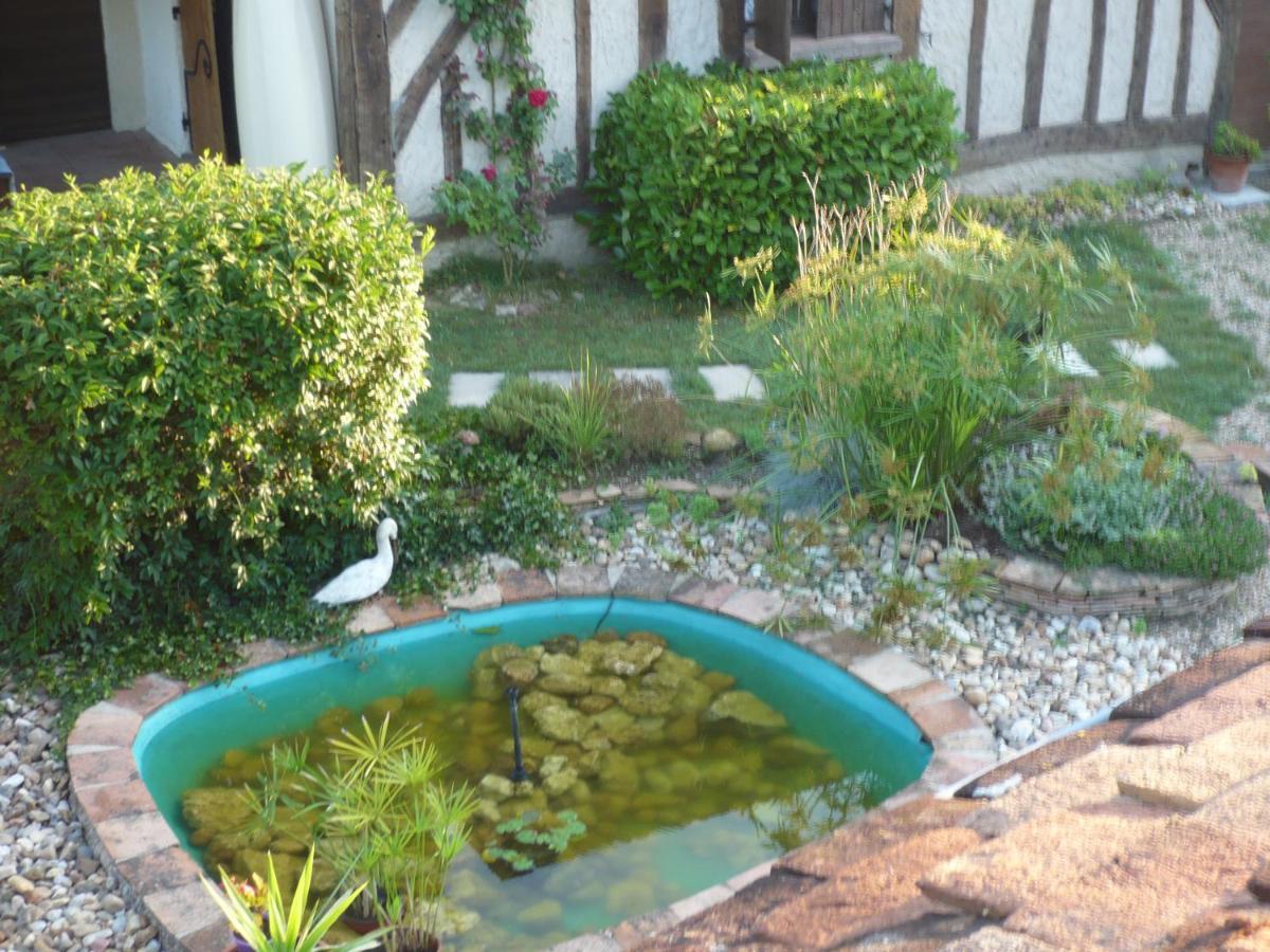 B&B Gilclau Saint-Martial-d'Artenset ภายนอก รูปภาพ
